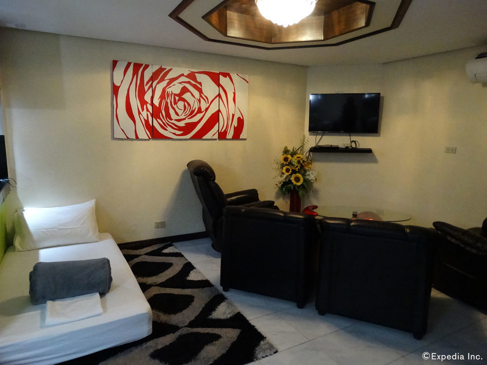 Manila Bay Serviced Apartments מראה חיצוני תמונה