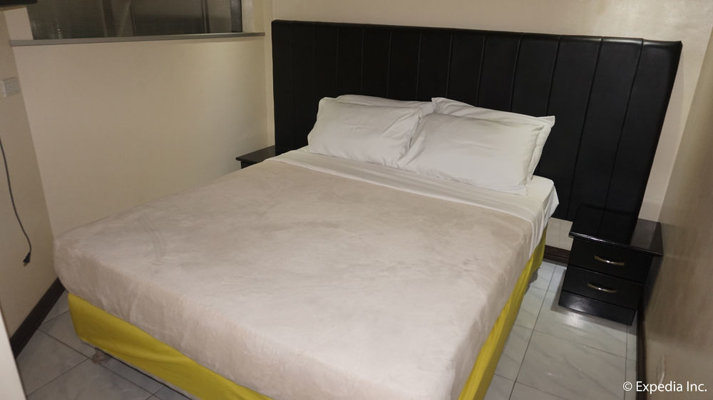 Manila Bay Serviced Apartments מראה חיצוני תמונה