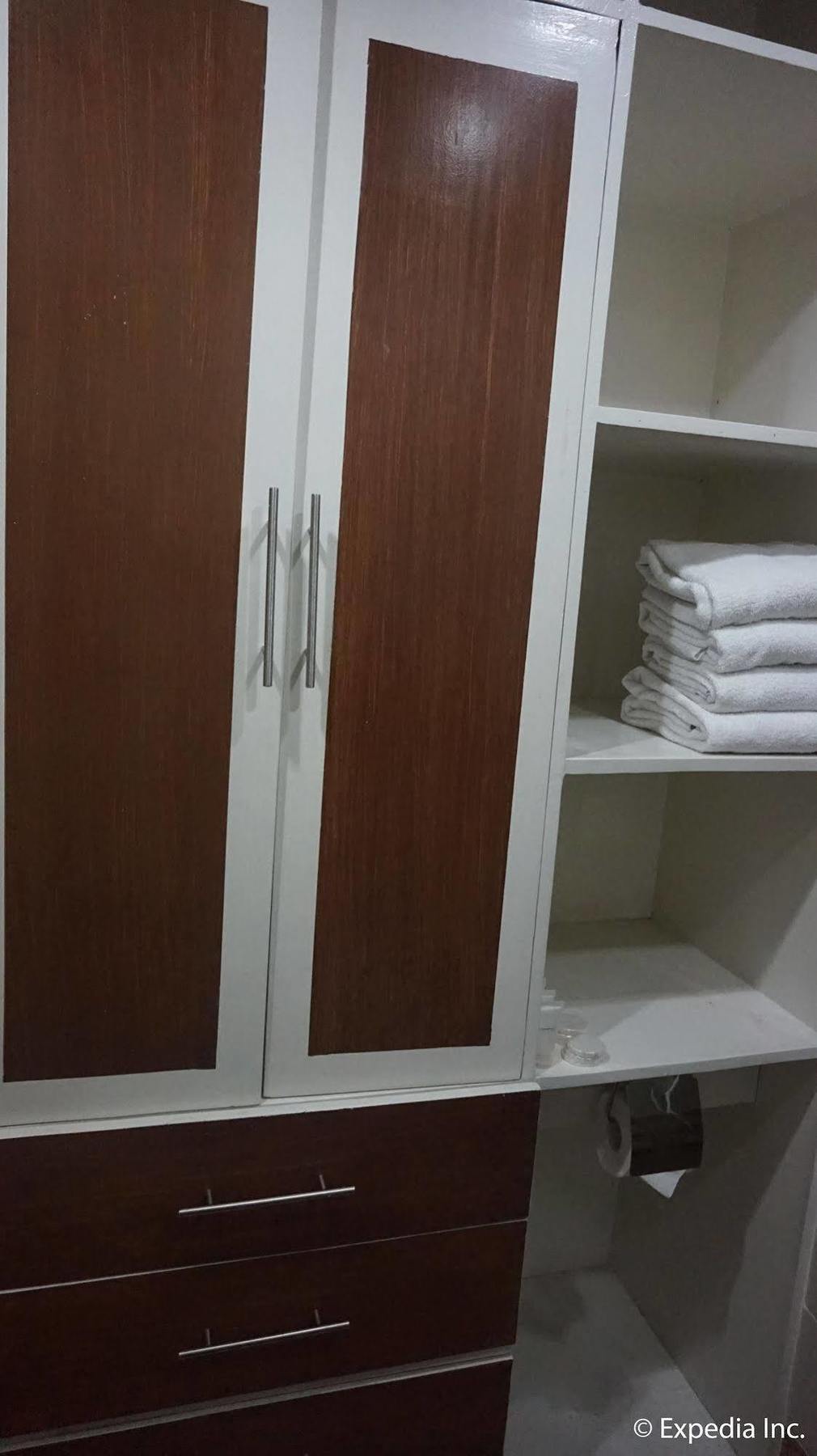 Manila Bay Serviced Apartments מראה חיצוני תמונה