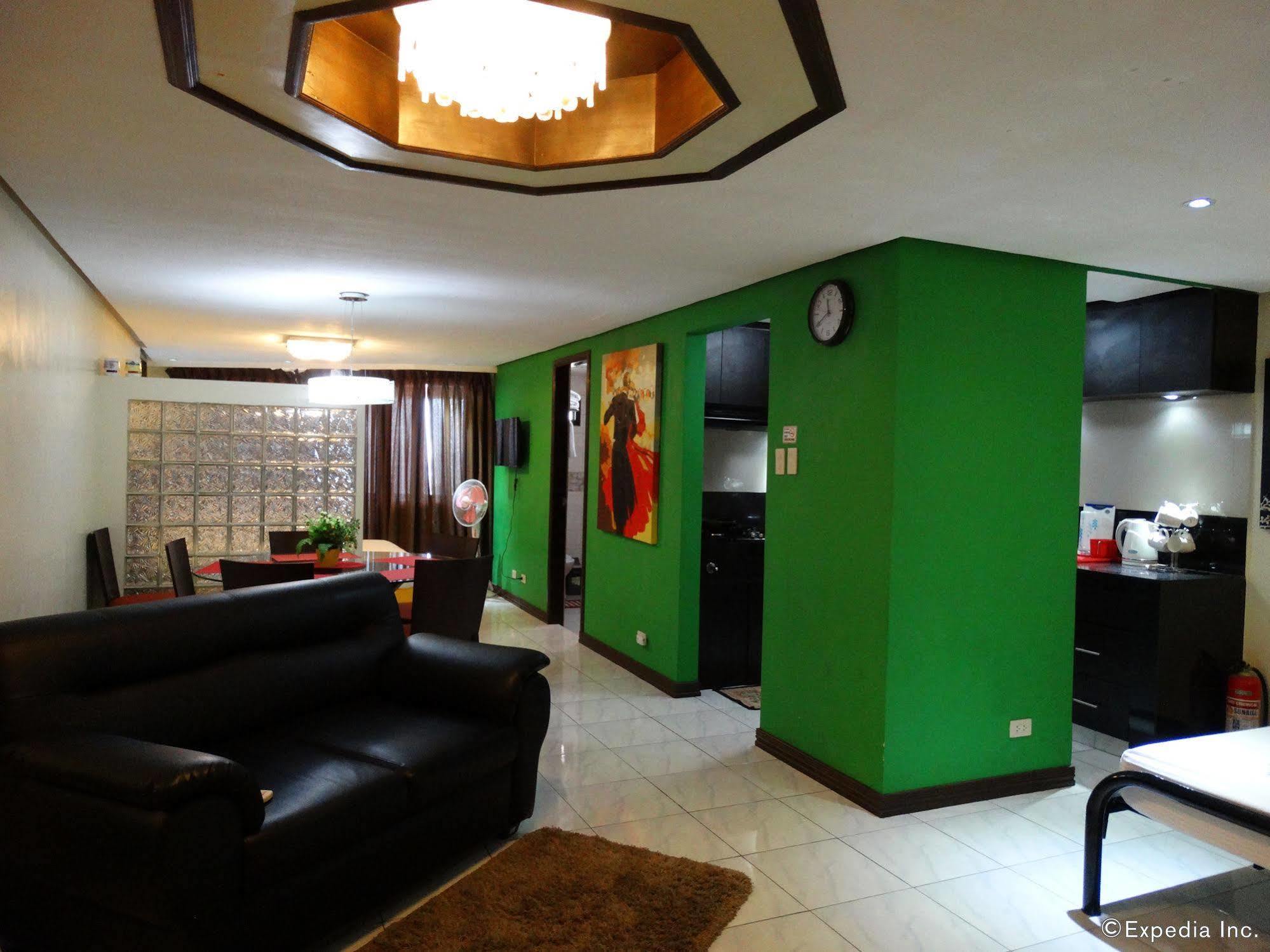 Manila Bay Serviced Apartments מראה חיצוני תמונה